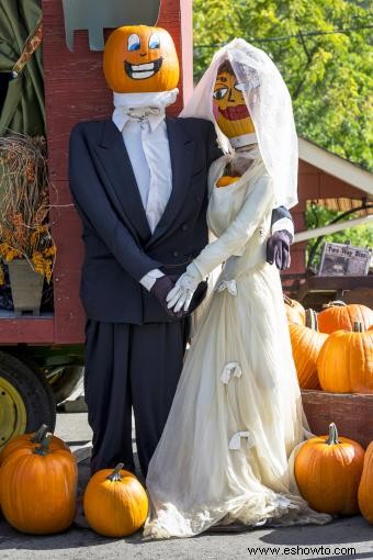 Calabazas decoradas para el novio y la novia