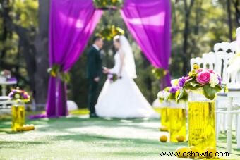 Bodas moradas y amarillas