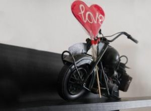 36 Ideas Únicas y Originales para Regalos de Recuerdo en Bodas Temáticas de Motocicletas