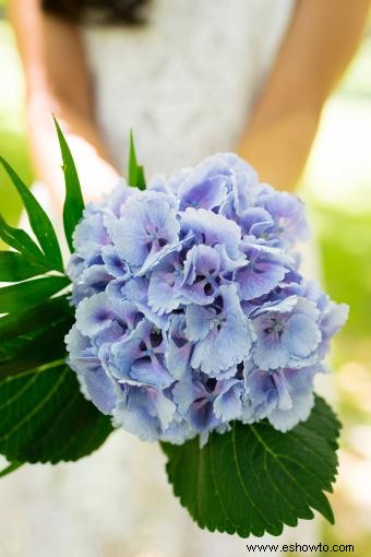 Ramos de novia hechos con hortensias