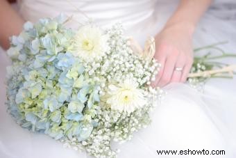 Ramos de novia hechos con hortensias