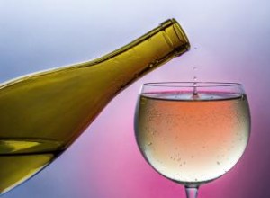 Los Mejores Vinos Pinot Grigio: Favoritos de Críticos y Consumidores