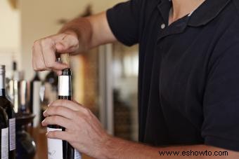 6 maneras de volver a sellar una botella de vino