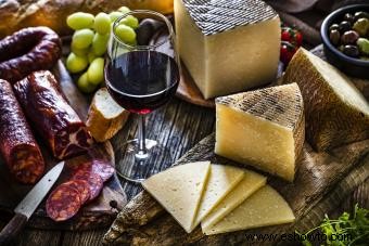 Guía de maridaje de queso y vino con gráfico 