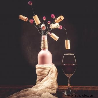 5 ideas sencillas y decorativas para manualidades con botellas de vino