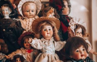 Cómo identificar muñecas antiguas y sus valores 