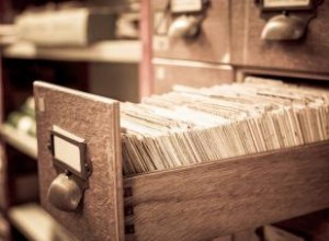 Archivadores Antiguos: Historia, Estilos Únicos y Valor Coleccionable