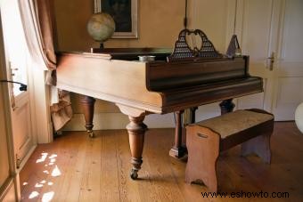 Guía de banco de piano antiguo:Explorando los diferentes estilos 