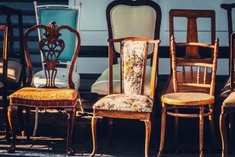 Identificación de estilos de sillas antiguas con imágenes