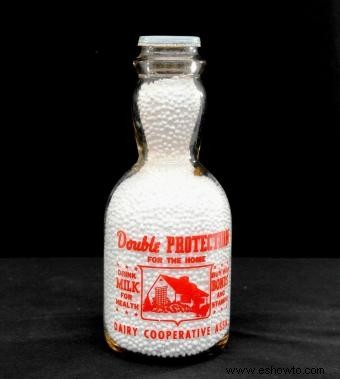 Botellas de leche antiguas
