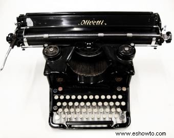 Modelos de máquinas de escribir Olivetti conocidos por su diseño innovador