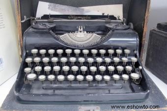 Modelos populares de máquinas de escribir Olympia:una historia única