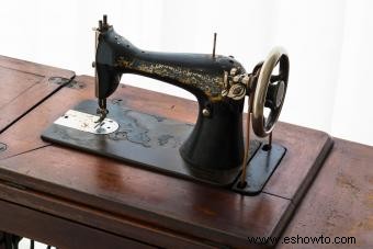 Historia de las máquinas de coser de pedal