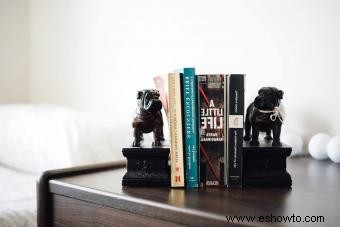 Opciones de sujetalibros coleccionables para perros para los amantes de las antigüedades