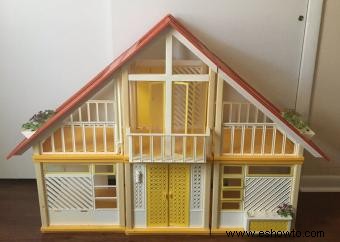 Estilos y valores de la casa de ensueño de Barbie antigua