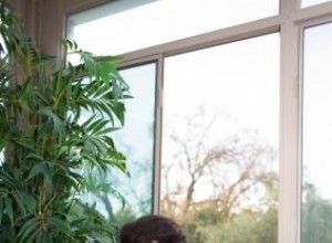 Manta Snuggie: La Revolutionary Manta con Mangas que Conquistó Millones de Hogares