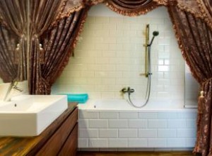Cortinas de Baño Dobles Decoradas: Elegancia Victoriana para Transformar tu Ducha