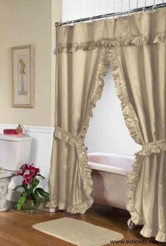 Decoración con cortinas de baño dobles decoradas