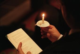 ¿Cómo planifico un servicio de velas en Nochebuena?