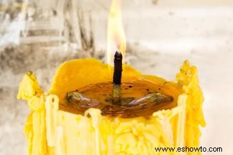 Significados de velas amarillas:lograr claridad y prosperidad