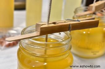 Cómo hacer velas aromáticas de cera de abeja