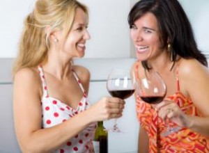 Juegos Divertidos para tu Fiesta de Velas PartyLite: Rompe el Hielo y Anima la Noche