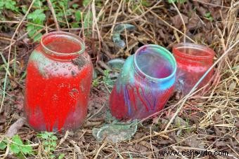 Limpieza de botellas viejas:formas sencillas de restaurar su brillo