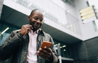 Cómo desinfectar correctamente tu celular 