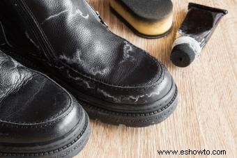 Cómo quitar las manchas de sal de los zapatos (para que parezcan nuevos)