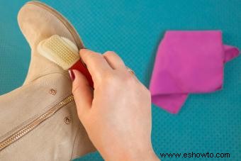 Cómo quitar las manchas de sal de los zapatos (para que parezcan nuevos)