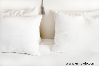Cómo limpiar las almohadas para que se vean y se sientan frescas