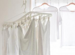 Cómo blanquear la ropa blanca sin lejía: 9 alternativas naturales y efectivas