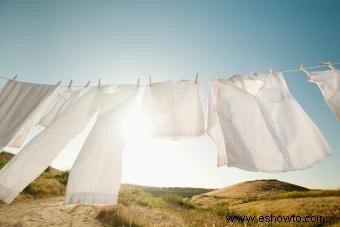 Cómo blanquear la ropa sin lejía:9 alternativas efectivas 