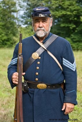 Guerra civil y colores uniformes