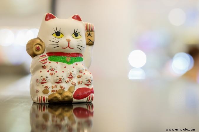 Significados del gato de la suerte en Feng Shui:secretos del Maneki Neko 