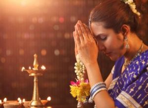 Guía Experta de Diseño Vastu para Salas Pooja: Consejos Prácticos y Efectivos