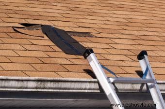 Cómo colocar tejas en un techo