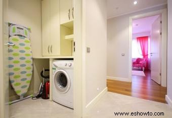 29 ideas de almacenamiento en la lavandería para cualquier tipo de espacio