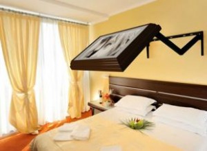 7 Ideas Creativas para Ocultar y Almacenar tu Televisor Ahorrando Espacio