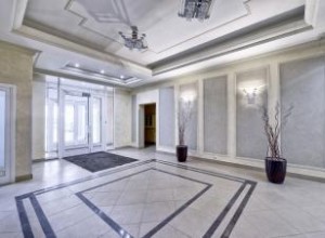 8 Consejos Expertos de Diseño de Interiores para un Vestíbulo de Apartamentos Acogedor y Elegante