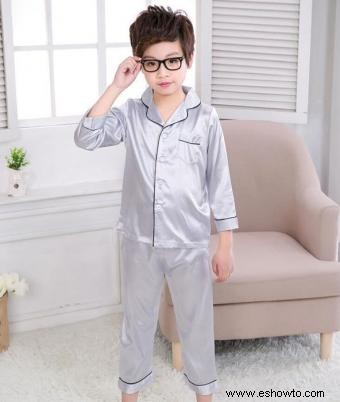 Pijama de satén para niños 