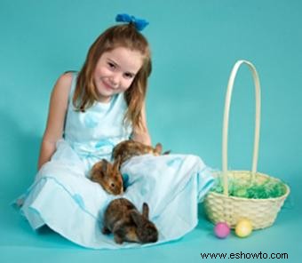 Cómo encontrar vestidos de Pascua para niñas