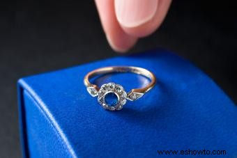 Significado del anillo de compromiso de zafiro