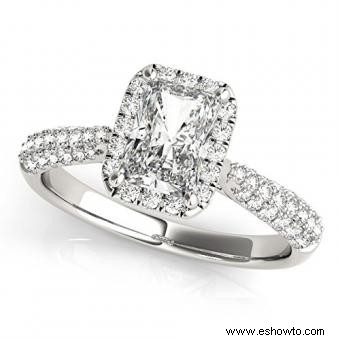 Guía de anillos de compromiso de talla esmeralda