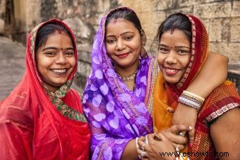 India:ropa y adornos