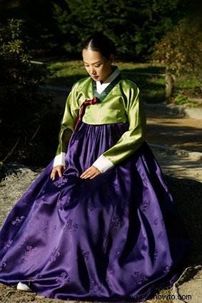 Vestido y Adorno Coreano 