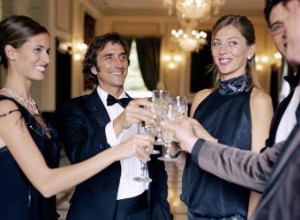 Clase Social y Vestimenta: Historia, Teorías y Evolución en la Moda