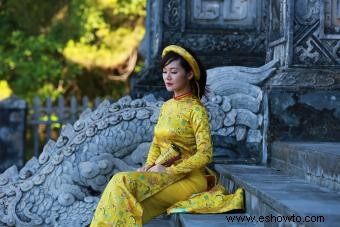 Sureste de Asia continental:Historia de la vestimenta