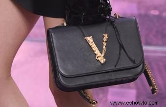 Cómo saber si un bolso de Versace es real:6 señales clave 