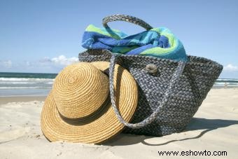 14 bolsos de playa grandes con lindos estilos costeros que te encantarán